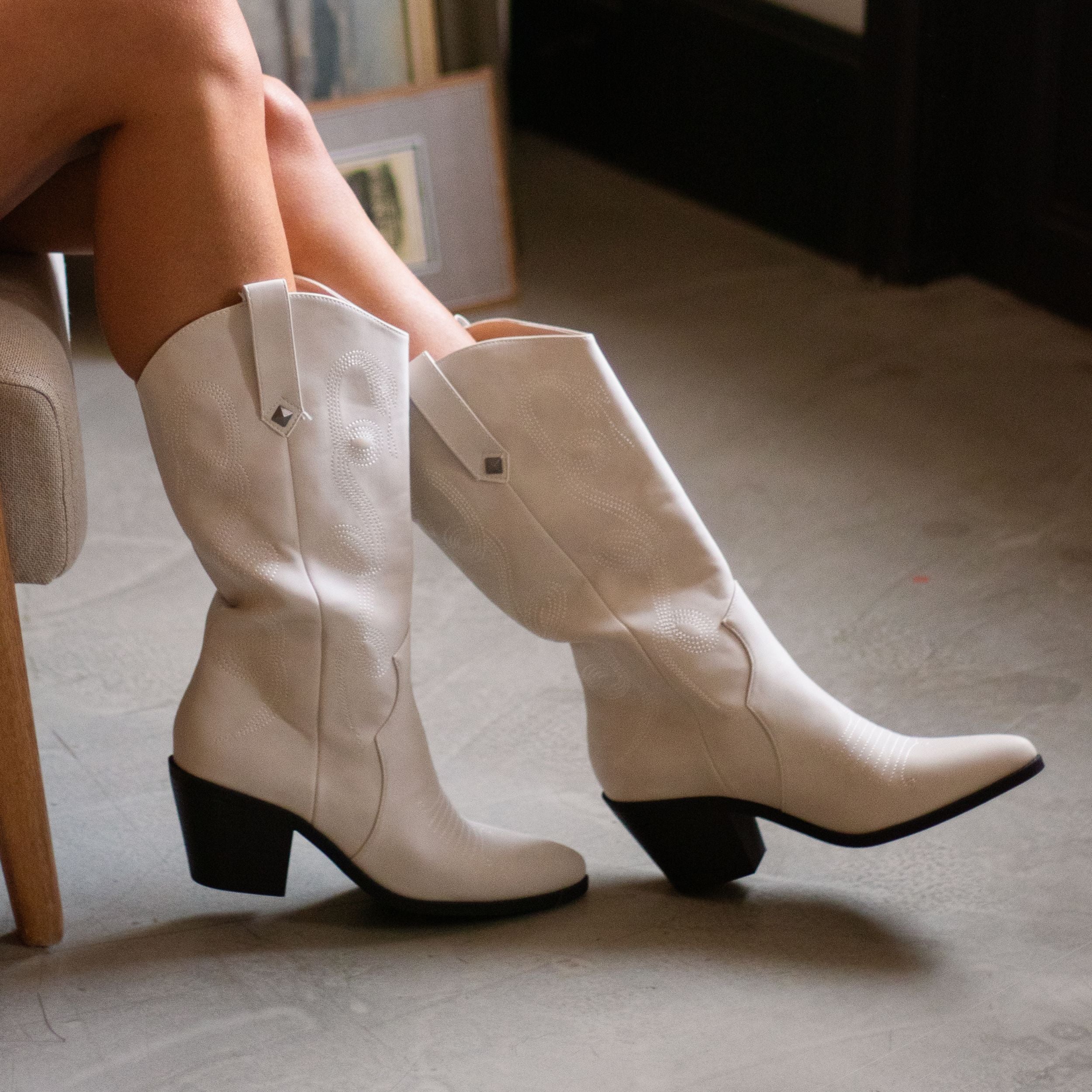 Rocket Dog Women's Feria Western Bone Boot – Rocket Dog UK