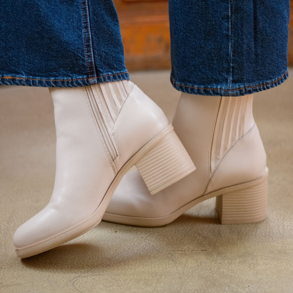 Sonora Bone Platform Chelsea Boots