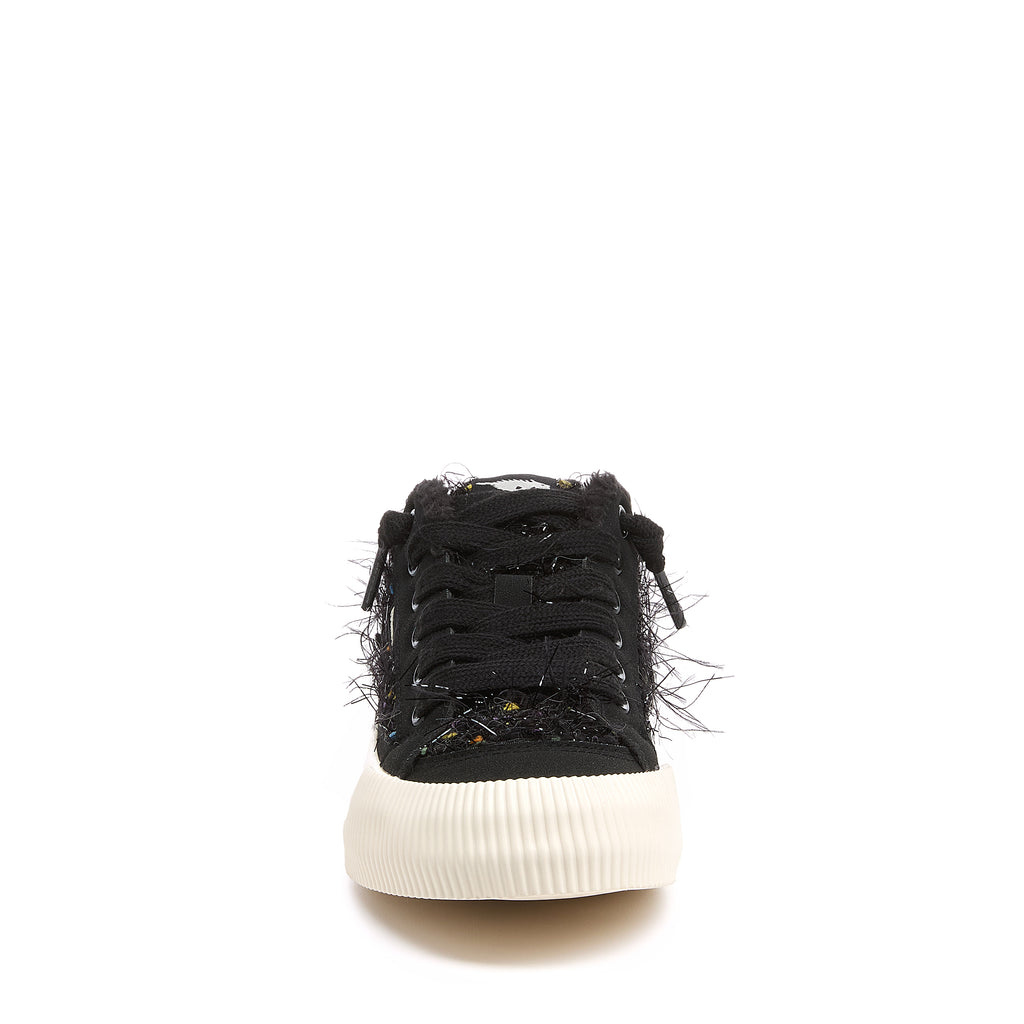 Toe view of the Cheery black multi mule trainer