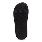 Black outsole of the Rocket Dog Spotlight white waves flip flop