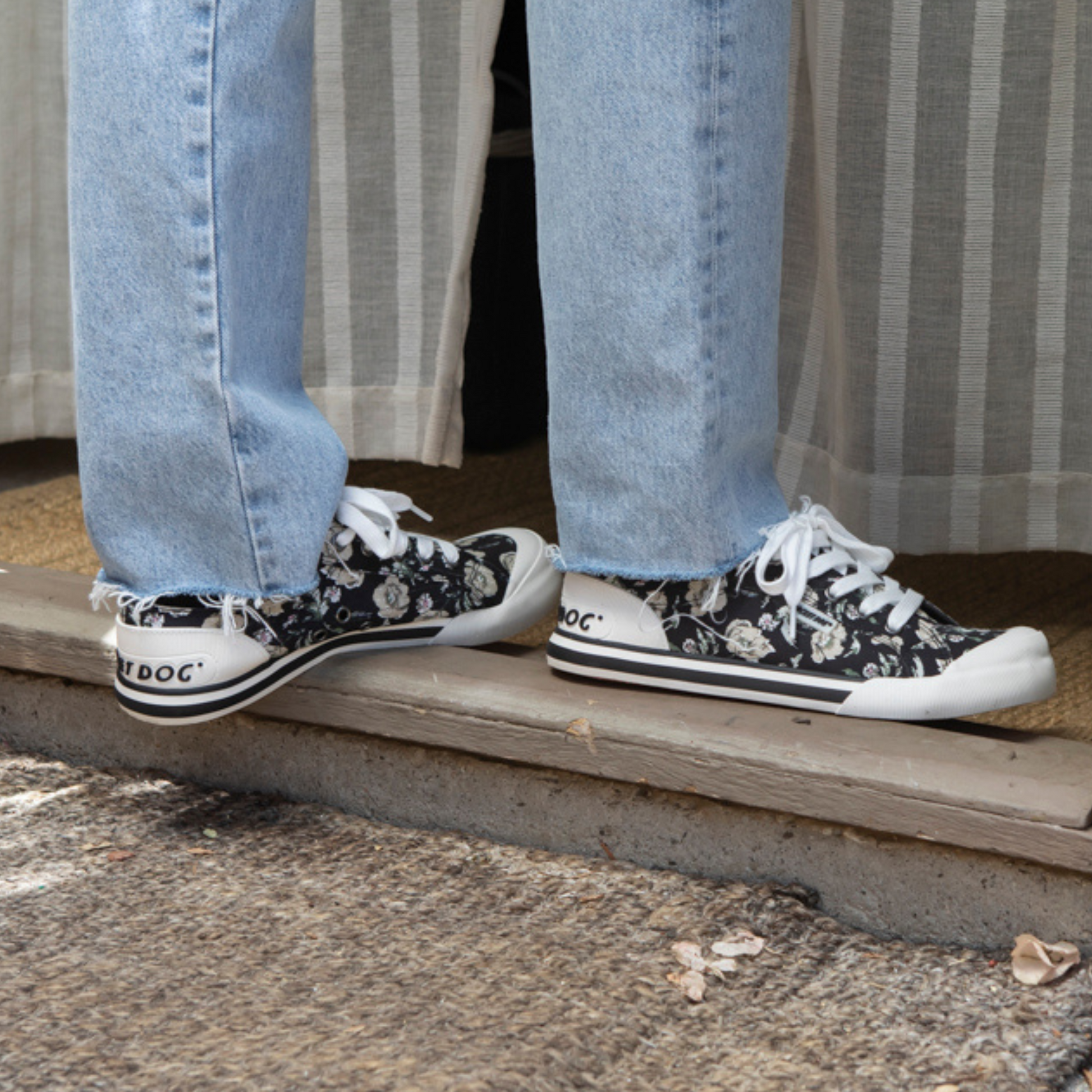 Rocket dog 2025 jazzin shoes