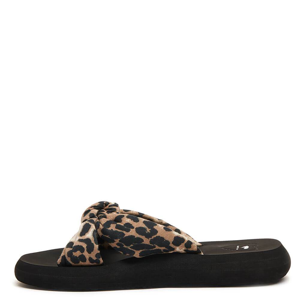 Rocket Dog Slade Leopard Flip Flop
